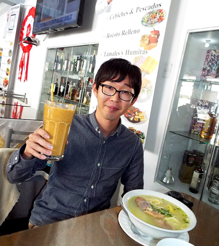 食堂で飲んだマカジュース